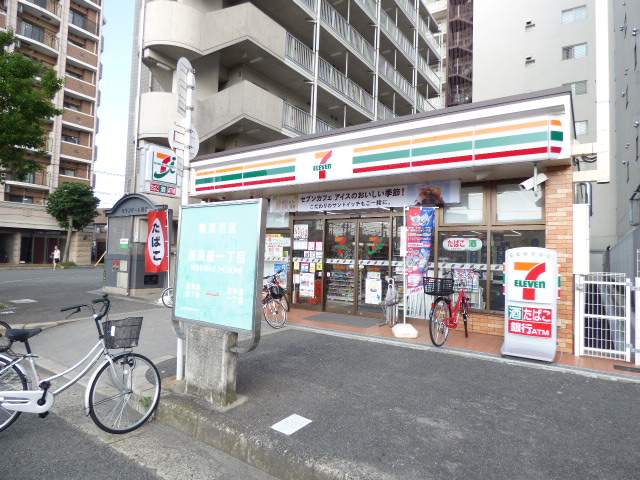 コンビニ　セブン－イレブン（コンビニ）まで400m