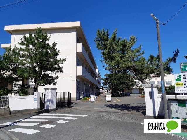 小学校　富士市立元吉原小学校（小学校）まで2687m