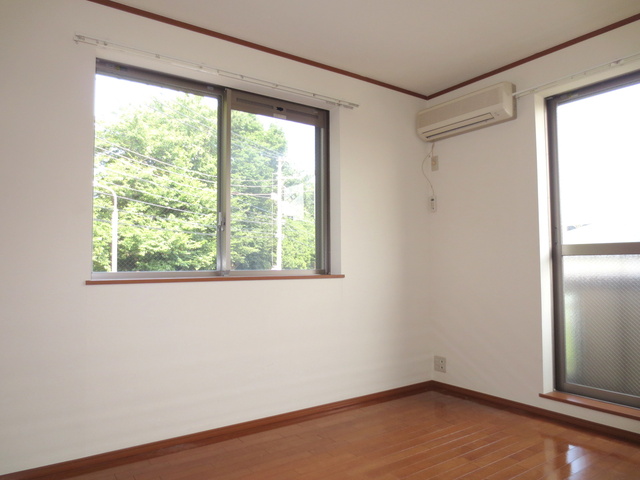その他部屋・スペース　★明るいフローリングの角部屋です★