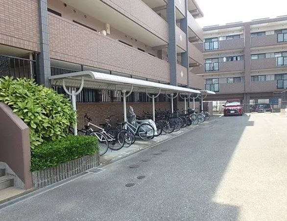 その他共有部分　駐輪スペースはこちら