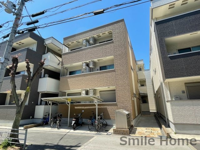 建物外観　駅前にある人気ハイツシリーズです