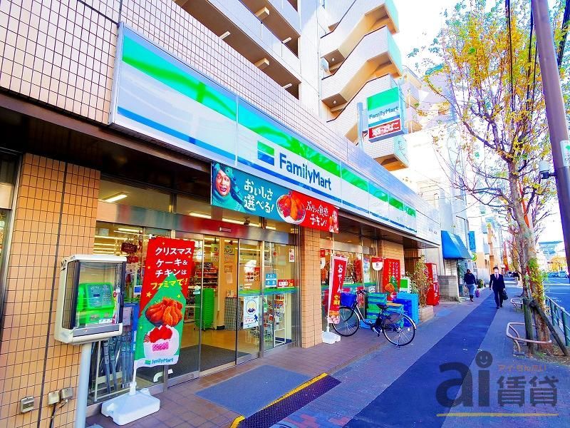 コンビニ　ファミリーマート杉並和泉店（コンビニ）まで680m