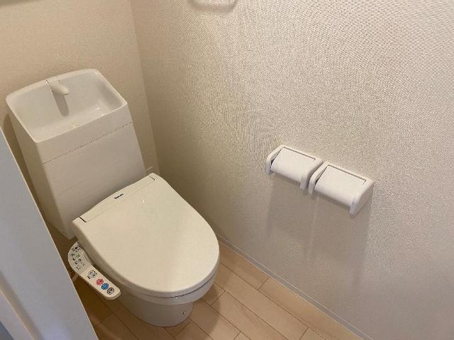トイレ　シャワー付トイレ