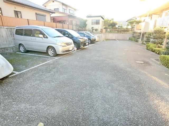 駐車場　♪敷地内駐車場♪