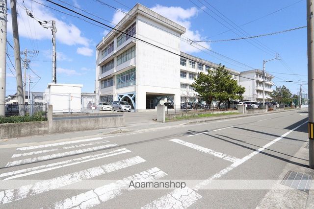 中学校　川内中学校（中学校）まで317m