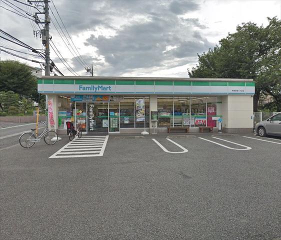 コンビニ　ファミリーマート（コンビニ）まで1295m