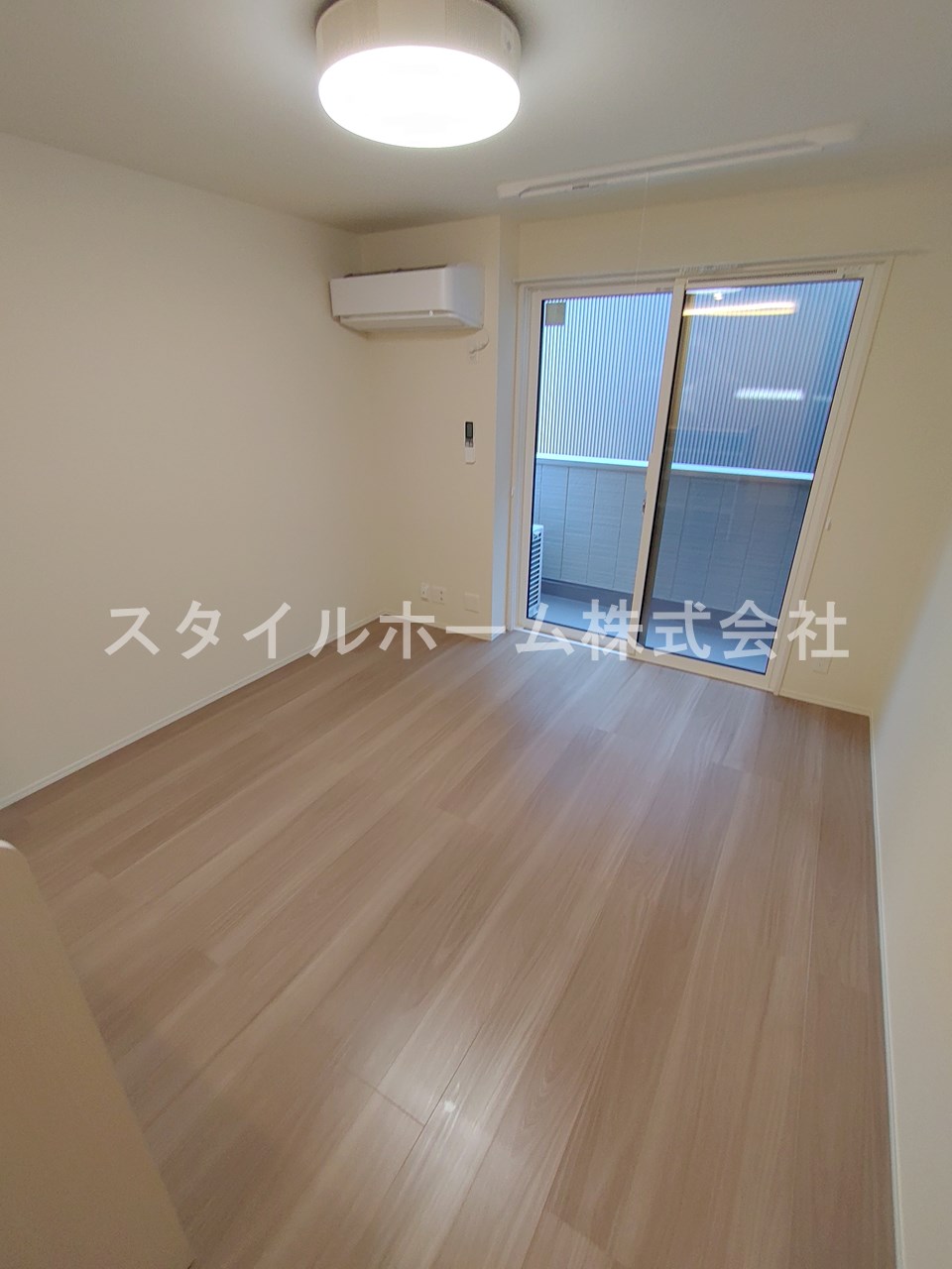 居室・リビング　別部屋写真です。