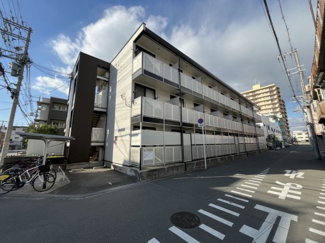 レオパレスフローレセアの外観写真