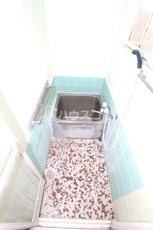ＪＲ片町線 住道駅 徒歩10分 2階建 築61年の風呂写真