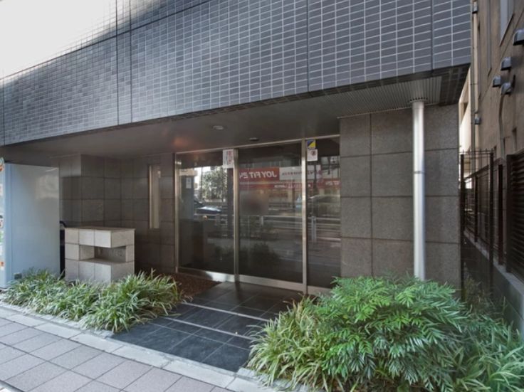 エントランス　弊社は都内全域の物件をご紹介可能です！