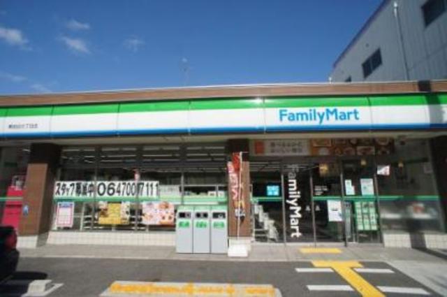コンビニ　ファミリーマート東田辺三丁目店（コンビニ）まで565m