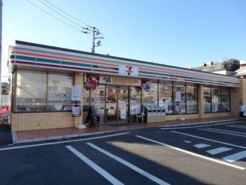 コンビニ　セブンイレブン 横浜下末吉1丁目店（コンビニ）まで241m