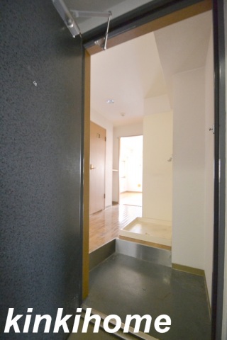玄関　写真は別のお部屋です。