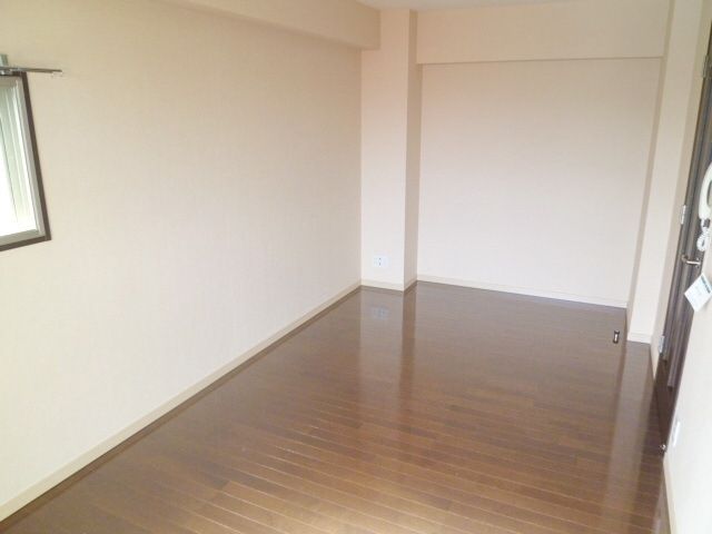 その他部屋・スペース　★８．４帖の洋室です★