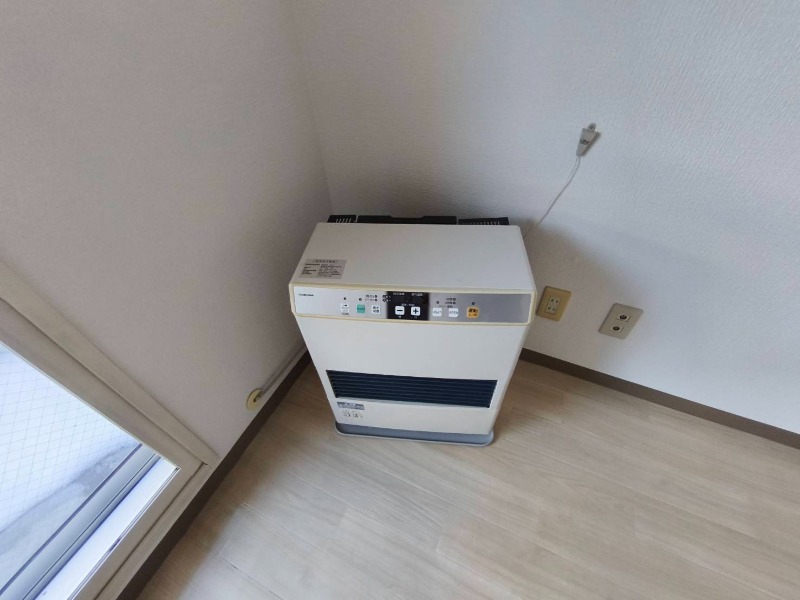 その他設備　灯油暖房です。札幌の寒い冬もこれで大丈夫！