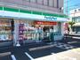 コンビニ　ファミリーマート小浦忠岡南店（コンビニ）まで740m