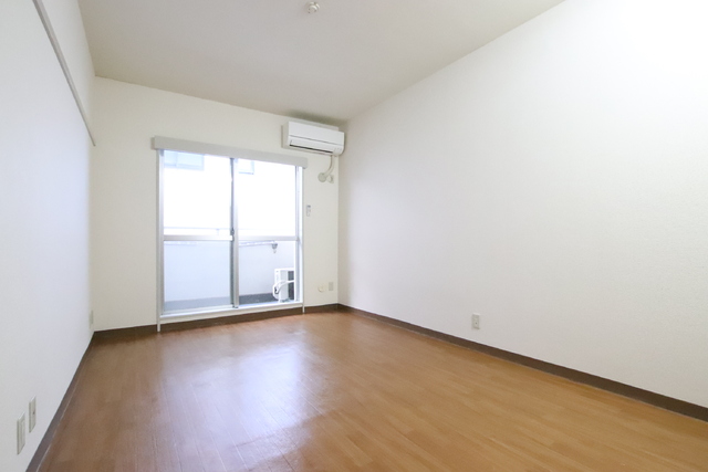居室・リビング　８帖あるお部屋です