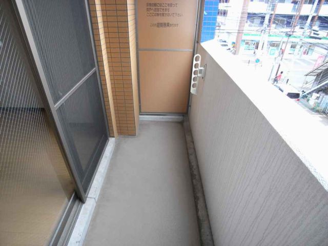 バルコニー　バルコニー