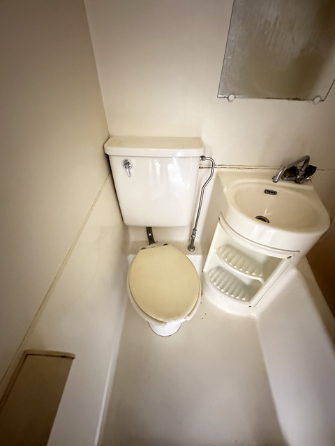 トイレ　同施工会社参考写真です
