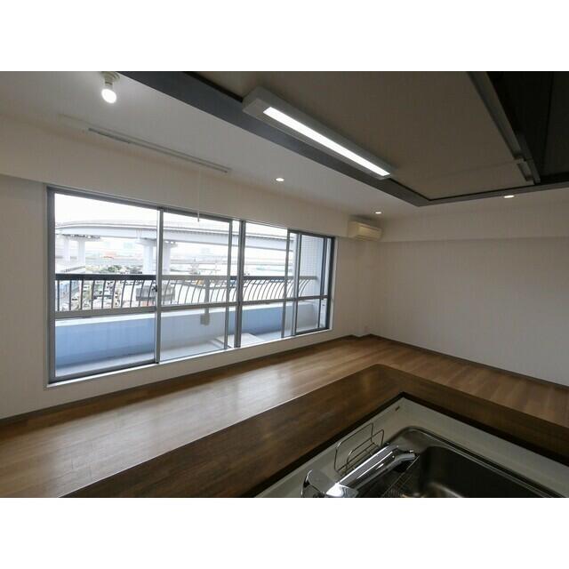 その他部屋・スペース　キッチンからLDK