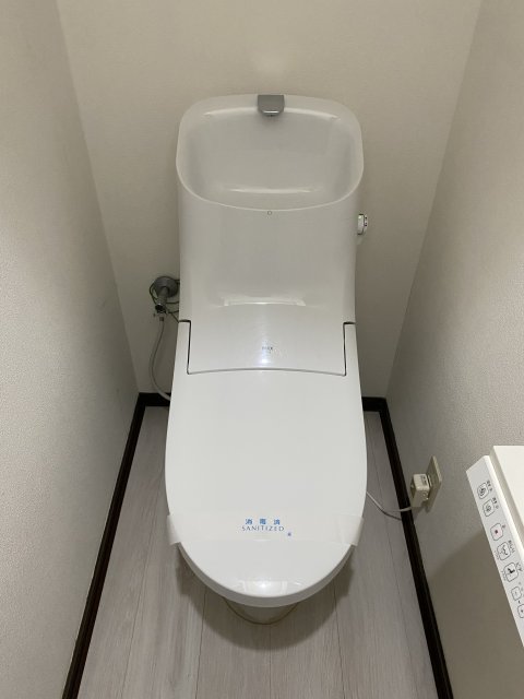 仰木の里東戸建のトイレ写真