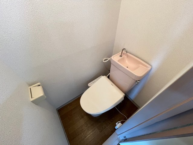 メゾン新今里のトイレ写真