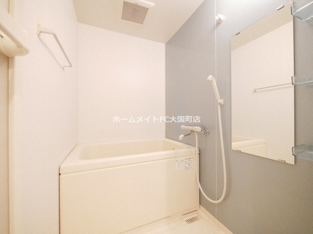 アーデンタワー西本町の風呂写真