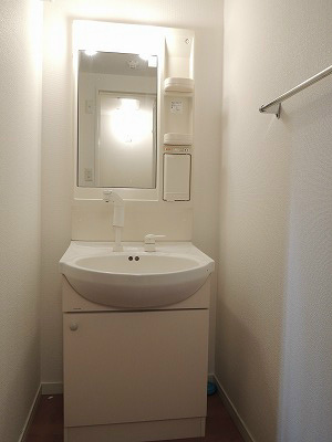 洗面設備　同建物別号室参考写真です