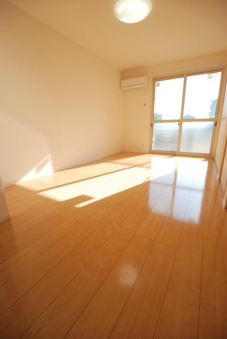 その他部屋・スペース　使い勝手のいい洋室です