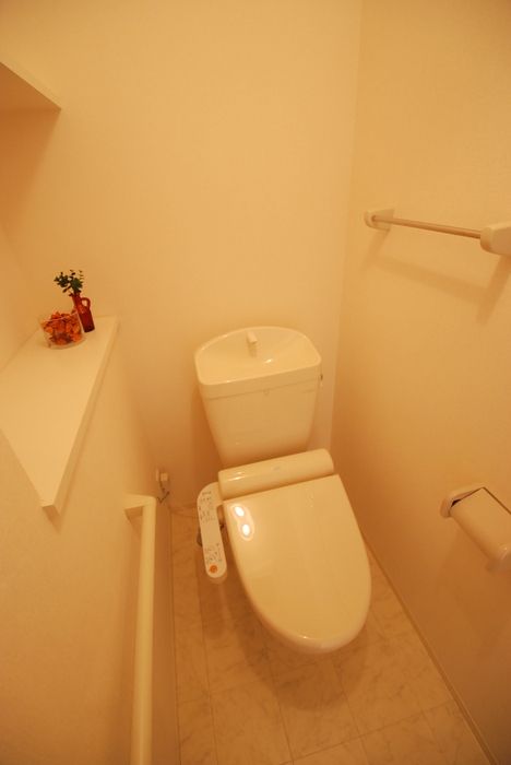 トイレ　落ち着いたトイレです