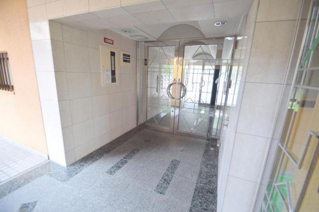 阪急京都線 上新庄駅 徒歩14分 9階建 築32年の外観写真