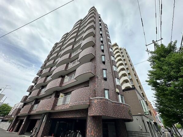 プレサント南9西12の外観写真