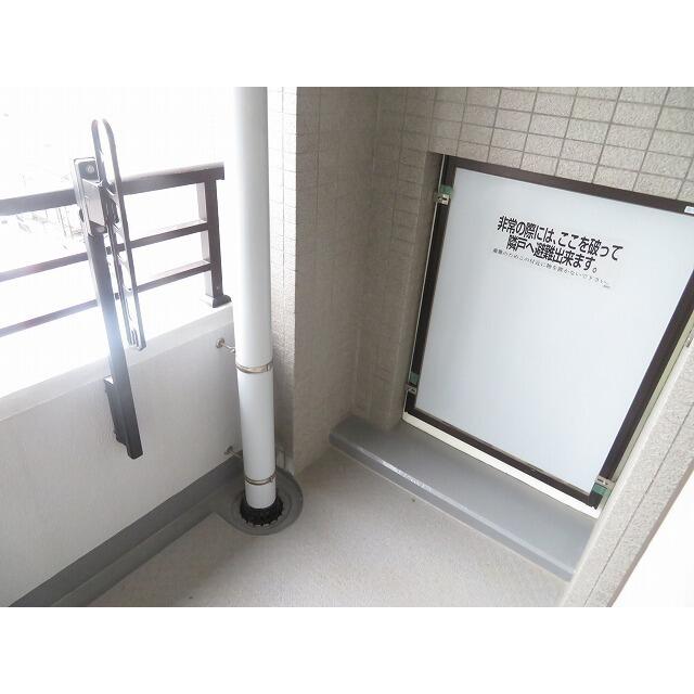 バルコニー　※同タイプ別のお部屋の写真です