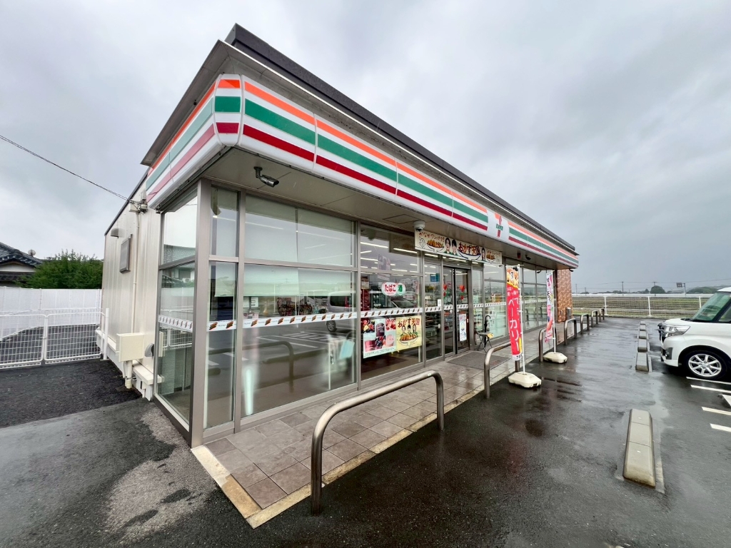 コンビニ　セブンイレブン　菊池市西寺店（コンビニ）まで554m