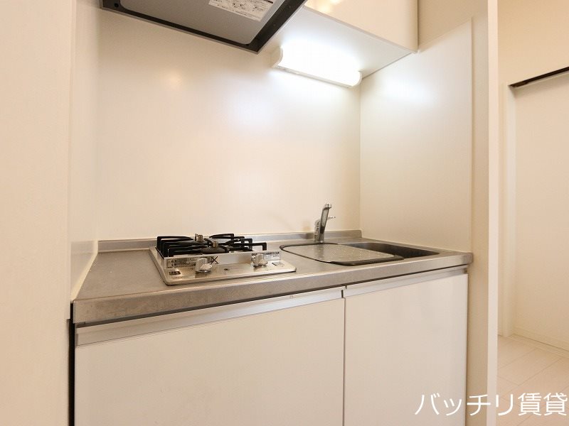 キッチン　画像は同型タイプの為現状を優先致します。