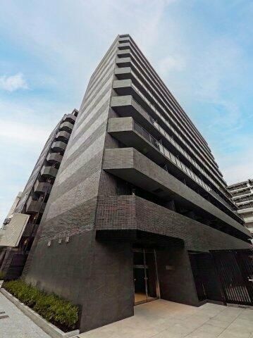 1K Mansion in Naka-ku, Yokohama, Kanagawa