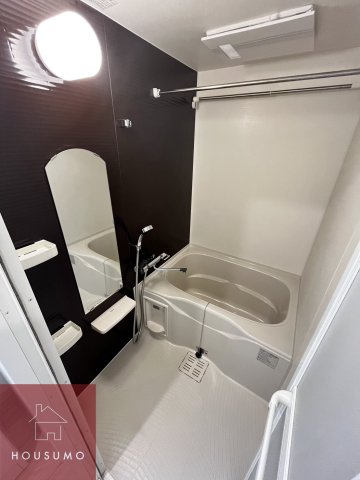 Luxe新大阪SOUTHの風呂写真
