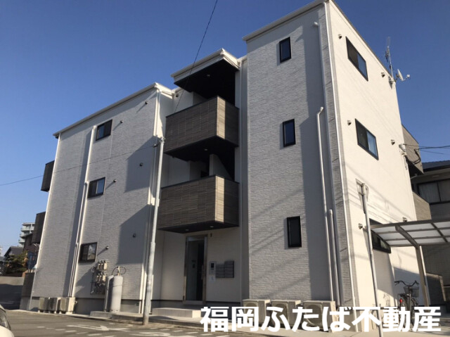 メゾンクレール筑紫通りの外観写真