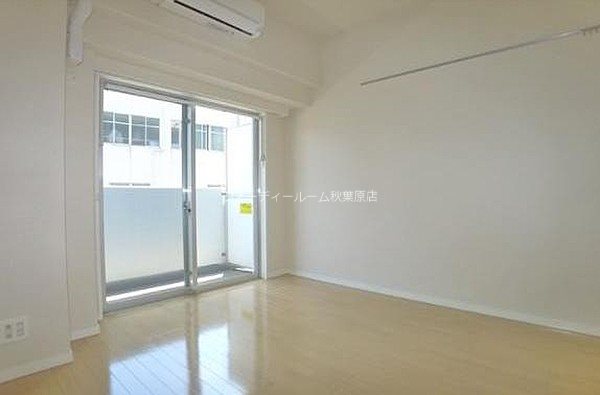 居室・リビング　★《見学予約受付中》当店では契約金がクレジット決済可能です★