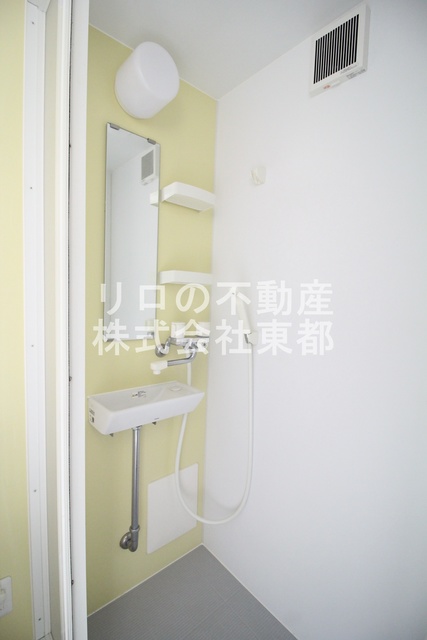バス・シャワールーム　シャワー派には、使いやすいシャワールーム付です！