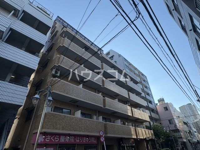ライオンズマンション三鷹さくら通りの外観写真