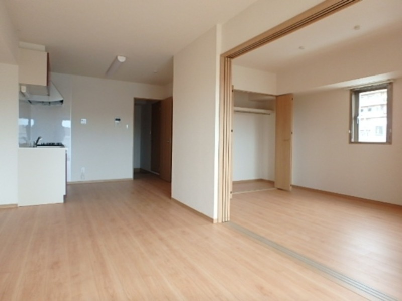 居室・リビング　図面と現状に相違がある場合には現状を優先