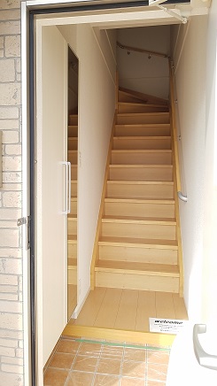 ボナ一ル シャトレの玄関写真