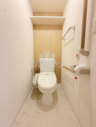 地下鉄御堂筋線 新大阪駅 徒歩20分 7階建 築24年のトイレ写真