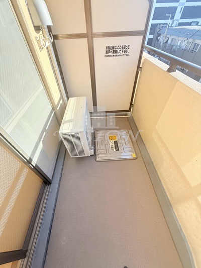 地下鉄御堂筋線 新大阪駅 徒歩20分 7階建 築24年の内装写真