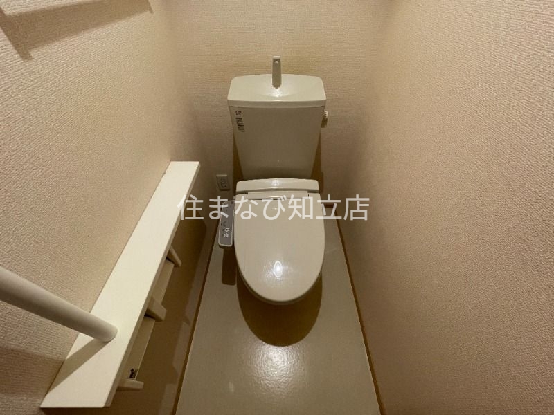 トイレ　別部屋写真