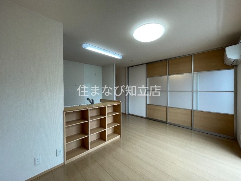 居室・リビング　別部屋写真