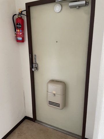 玄関　明るい玄関です