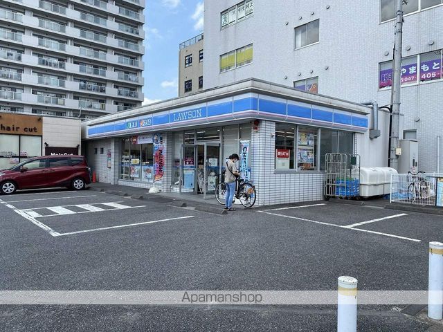 コンビニ　ローソン（コンビニ）まで270m