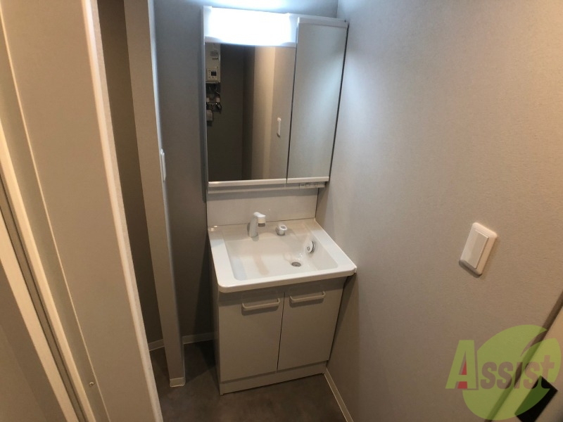 洗面設備　シャンプードレッサーで身支度もラクラクです！